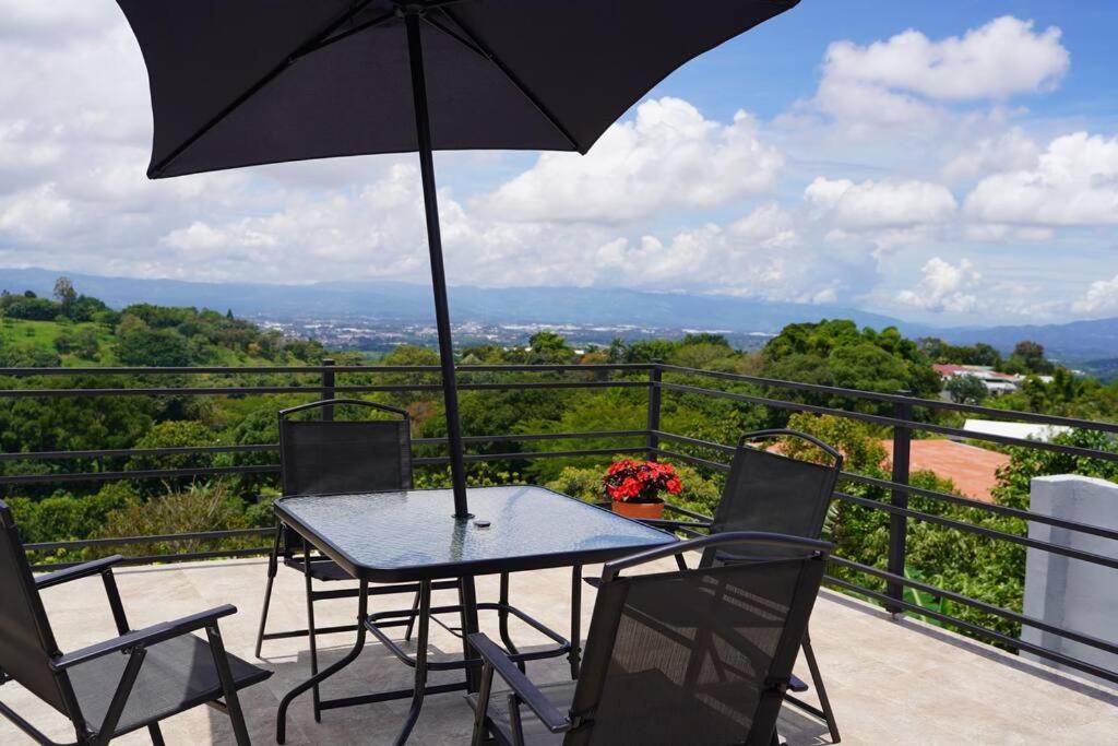 Casa Con Hermosa Vista A Las Montanas Y Ciudad San Rafael  Esterno foto